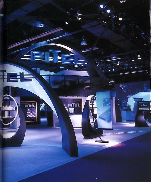 展台展柜 从展示工具到品牌体验的演进